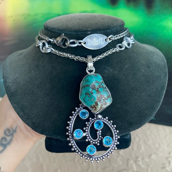 925 Sterling silver overlay natural blue turquoise spiral design necklace - Picture 5 of 10